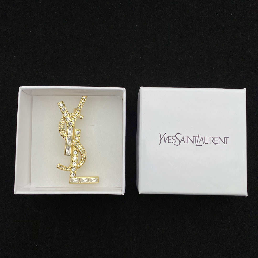 Shine Full Diamond Brooch