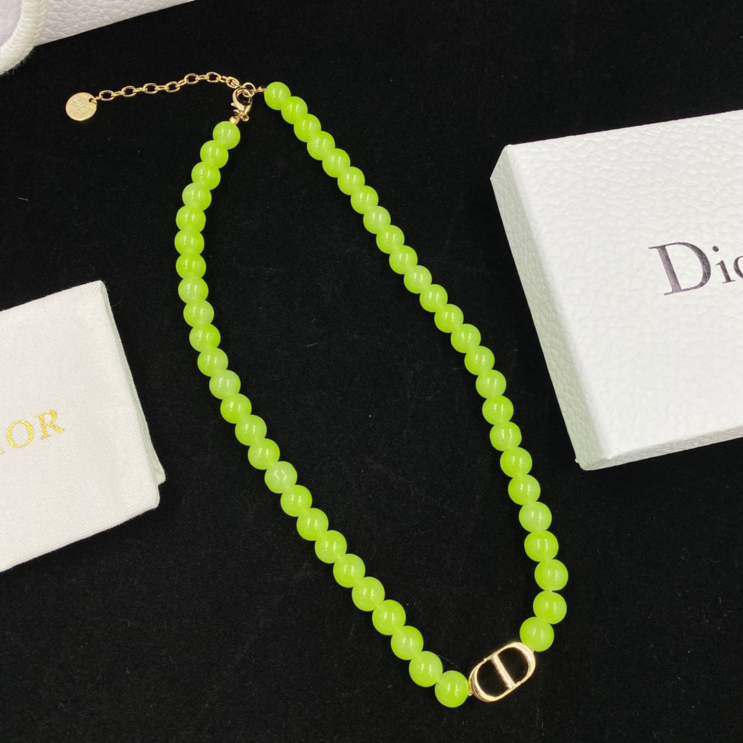 Temperament Green Bead Necklace