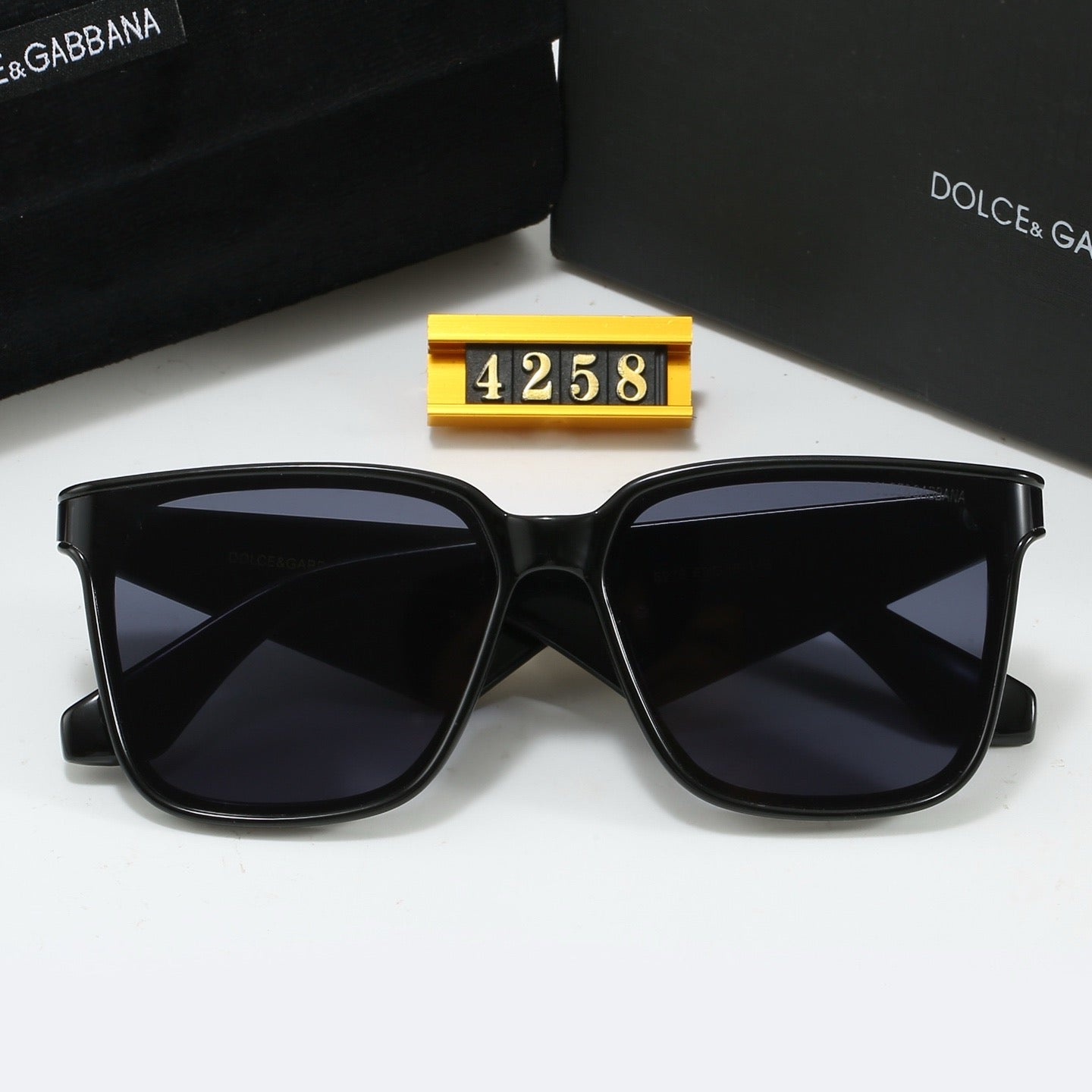 6 colors of fashionable and popular triangle-leg sunglasses  4258