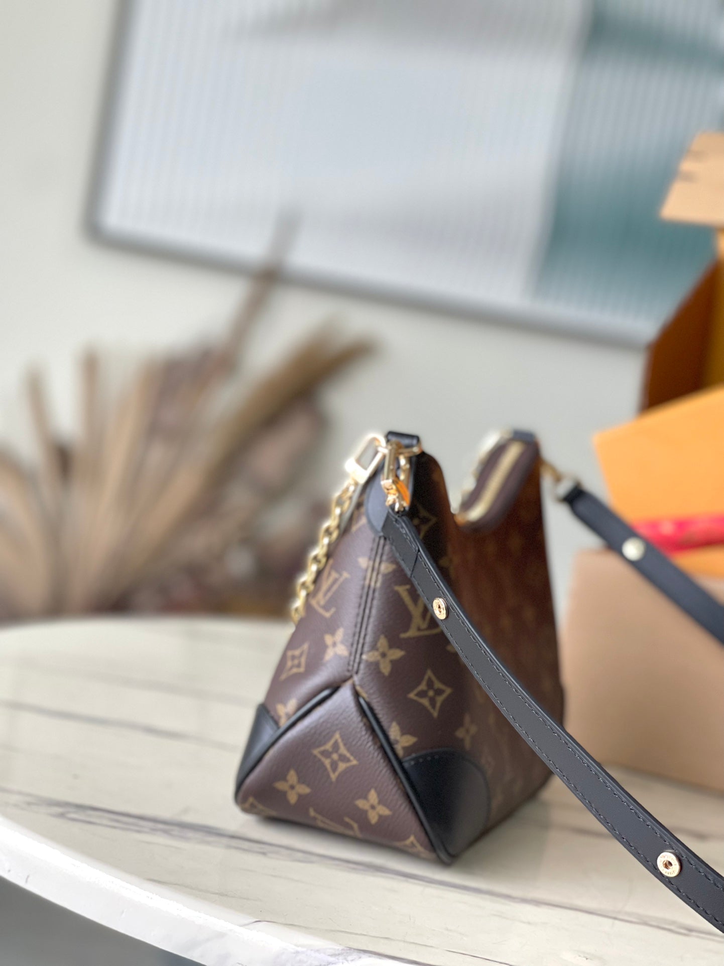 Crescent Shape Crossbody Handbag