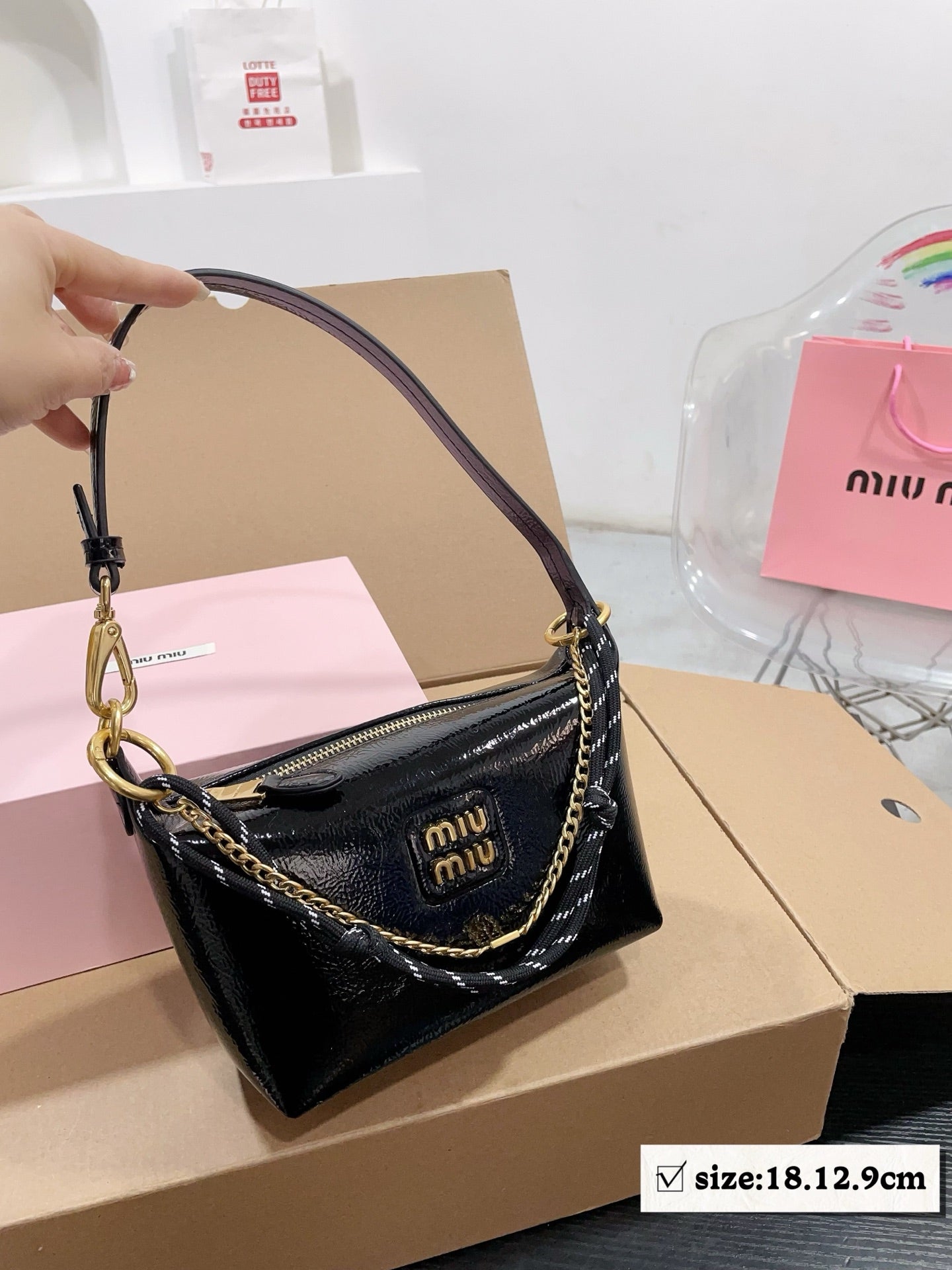 Classic leather hobo bag