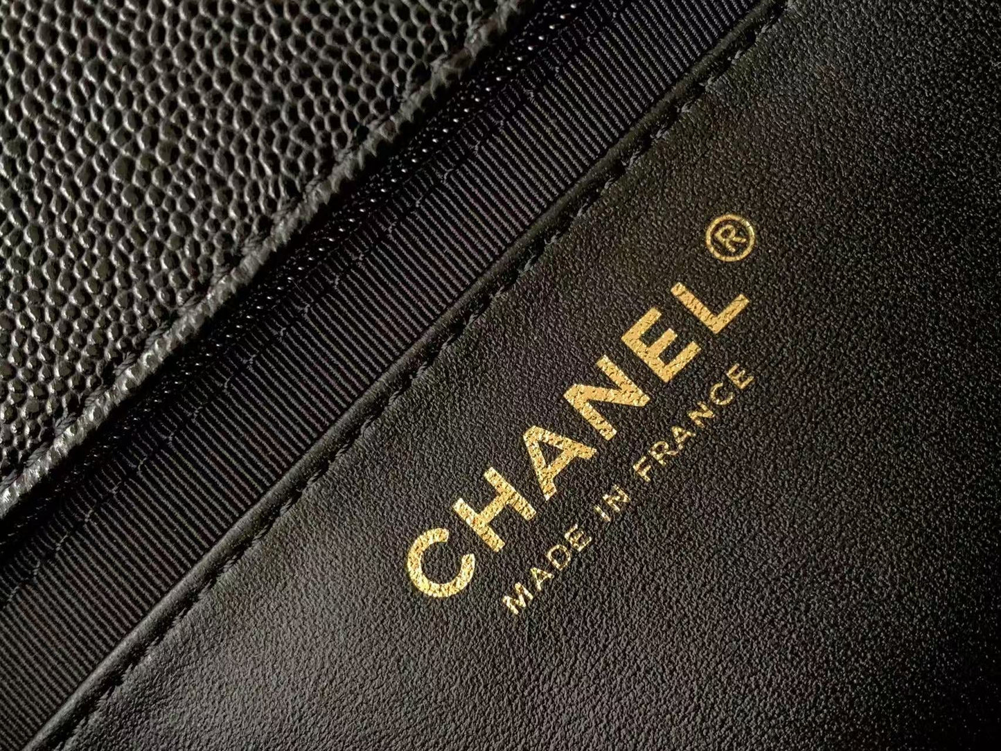 Double chain seasonal limited edition handbag