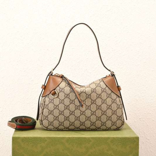 Small zip-up tote bag