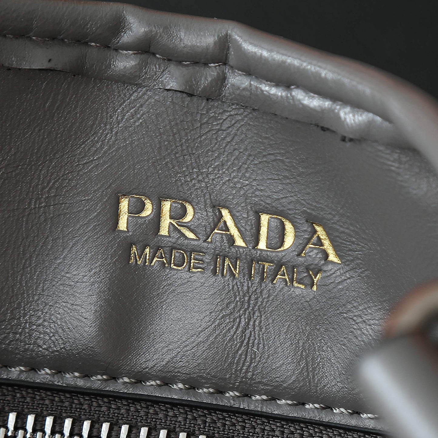 Hot shoulder handbag