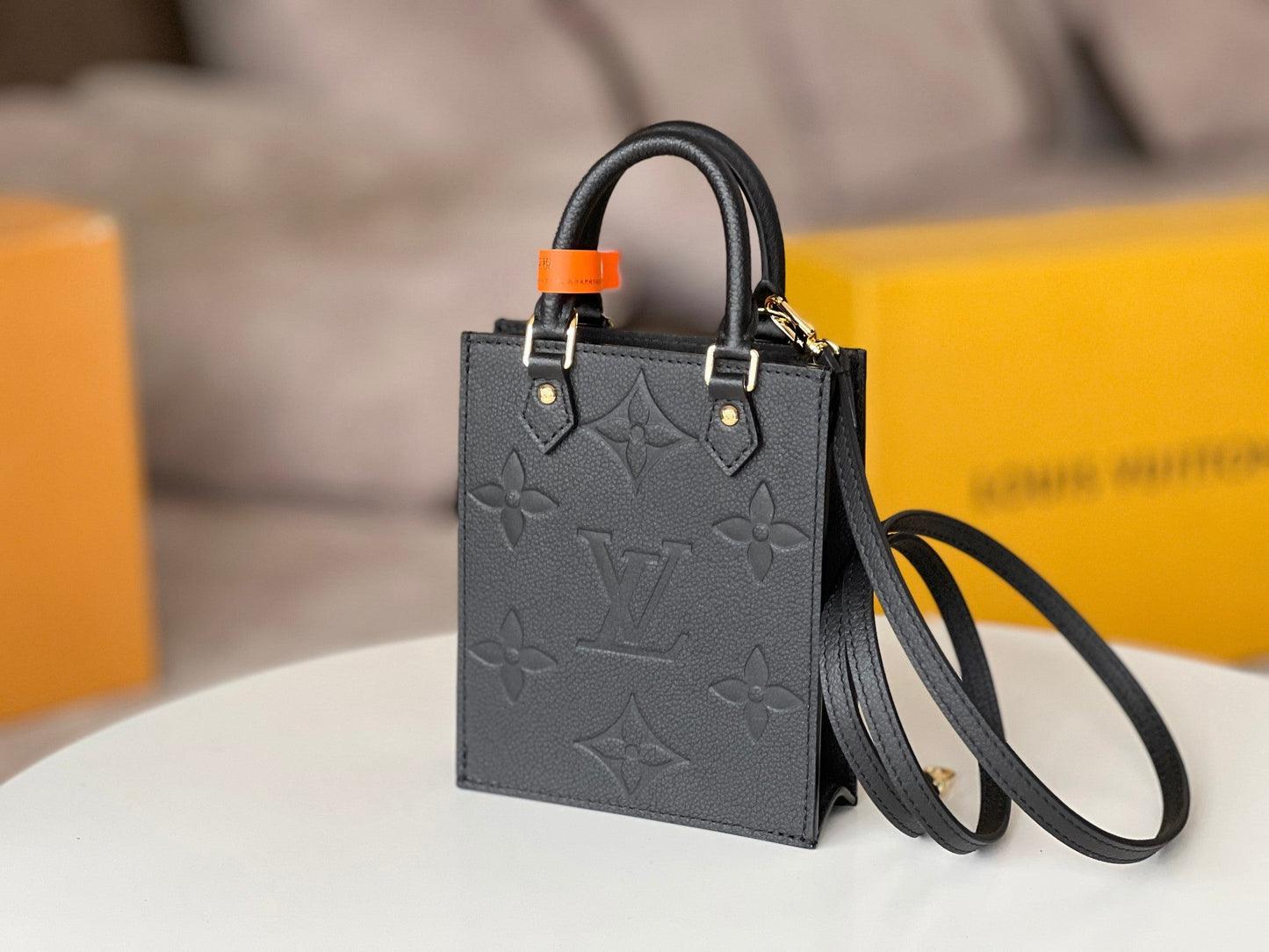 New brick-shaped small bag