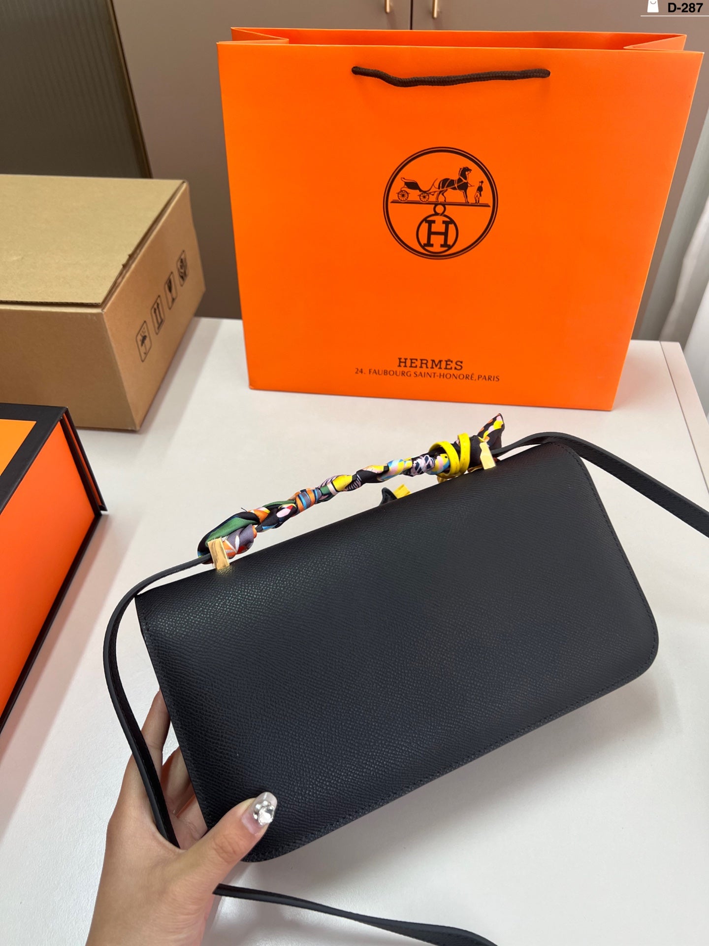 New fashion cowhide bag