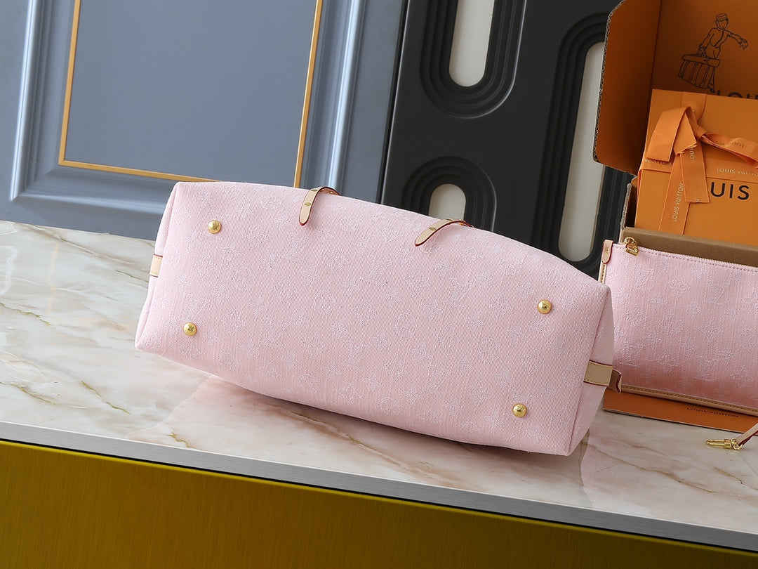 Removable name tag enhances the clean design