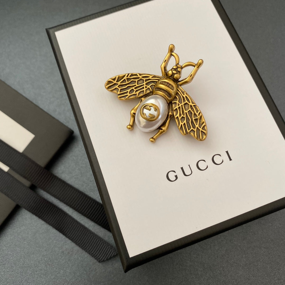 Vintage Bee Series Brooch