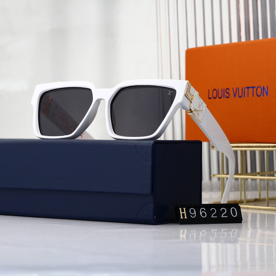 Classic Fashion Square Sunglasses 96220