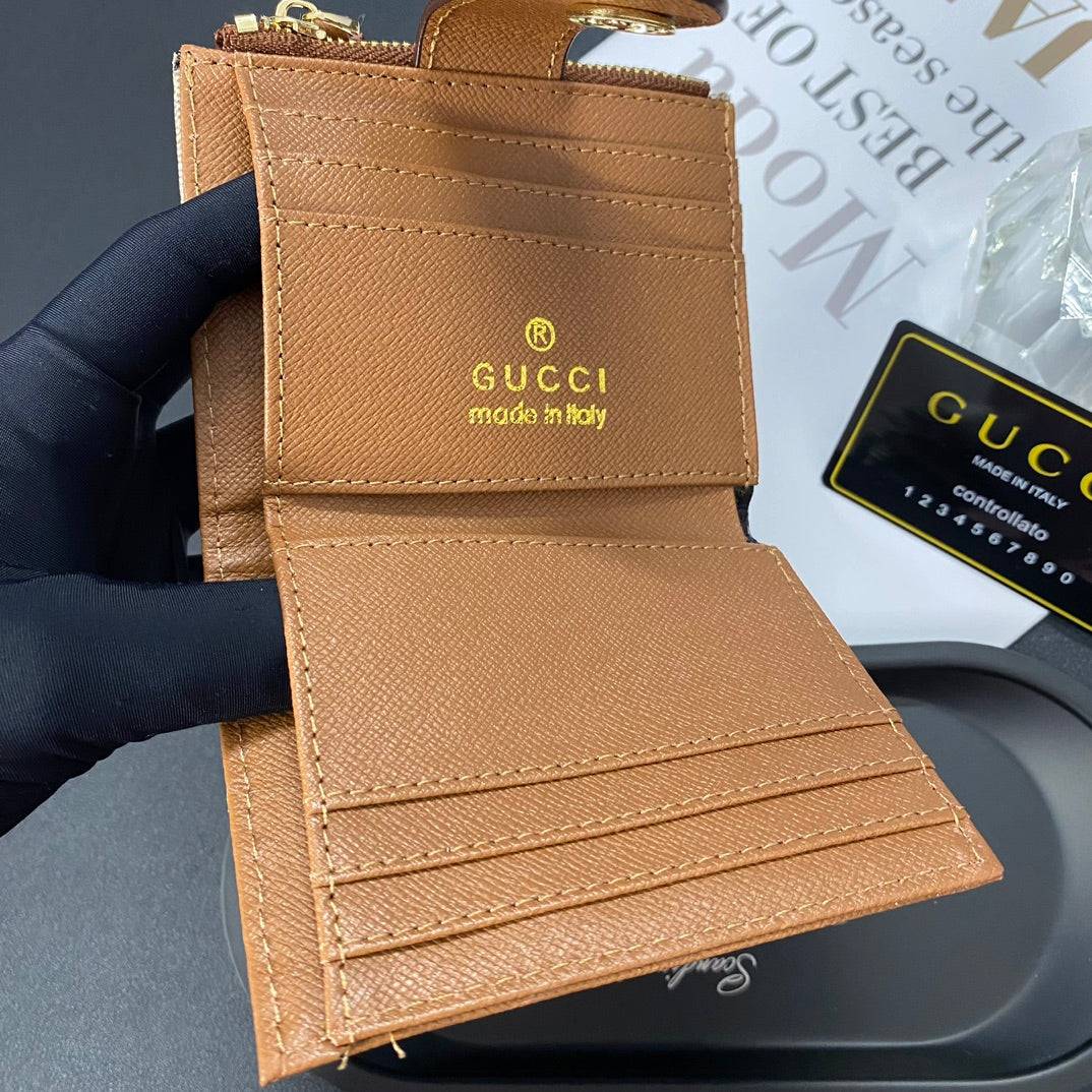 Gold label leather card holder