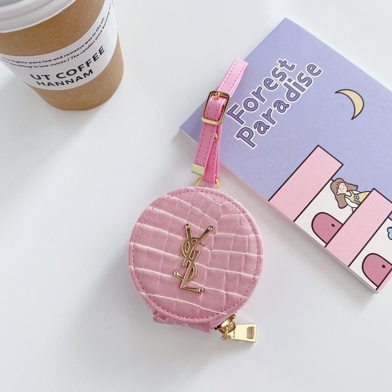 Crocodile leather AirPods case